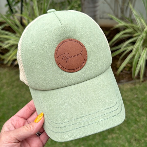 Ripcurl Hat - Picture 1 of 4